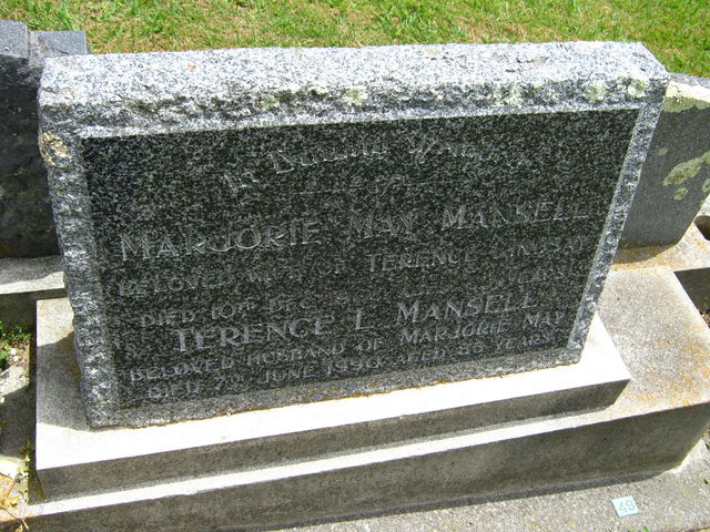 03lawn049