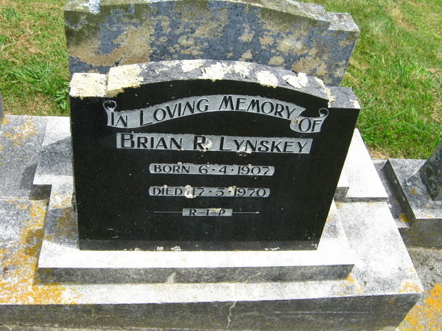 03lawn075