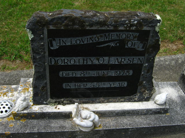 03lawn223