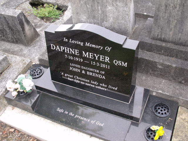 03meta086